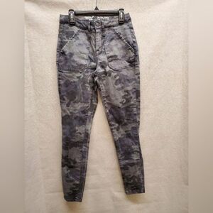 Mossimo Denim High Rise Camo Legging in Size 00/24